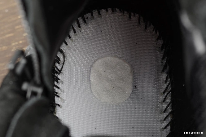 Cblack Black 750 Yeezy Triple Boost Adidas BB1839 0808